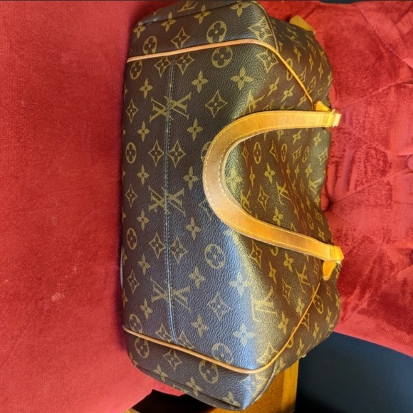 Louis Vuitton Totally GM - Picture 3 of 8